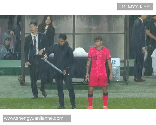 韩国队半场换人策略显成效归化球员卡斯特罗替补登场助力比赛