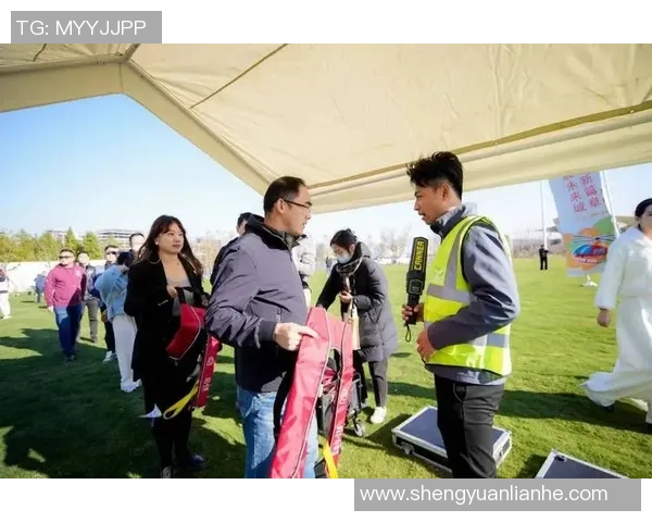 海港联合临港捷运推出全新直升机游览活动每位仅需1680元体验空中美景 海港联合临港捷运推出全新直升机游览活动每位仅需1680元体验空中美景