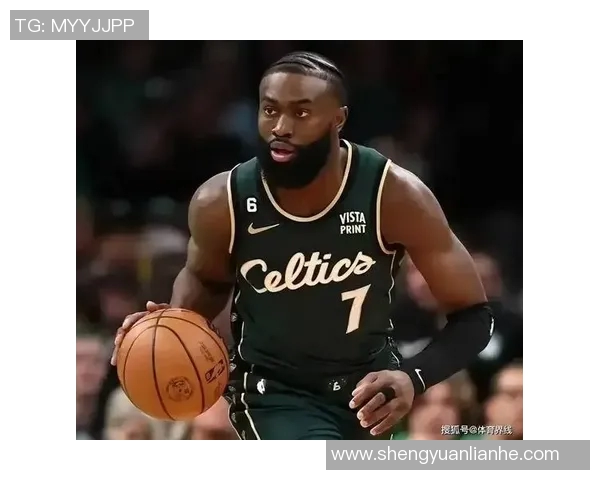 杰伦布朗谈末节反扑时的心态与队友沟通的重要性