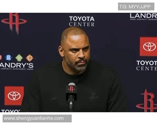 乌度卡谈KD遭包夹局面强调需寻找破解之道以助球队突破困境 乌度卡谈KD遭包夹局面强调需寻找破解之道以助球队突破困境