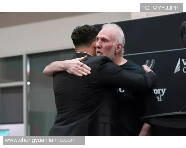 米奇约翰逊：客场挑战增强球队凝聚力与团结精神