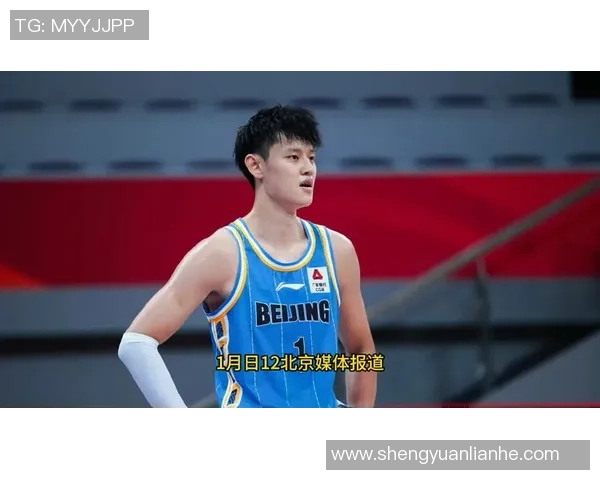 媒体人认为曾凡博不应被特别对待上场时间应适度减少