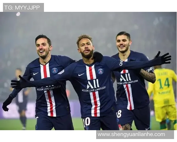 斯波与灰熊助教诺阿拉罗什深入交流球队新体系构想 斯波与灰熊助教诺阿拉罗什深入交流球队新体系构想